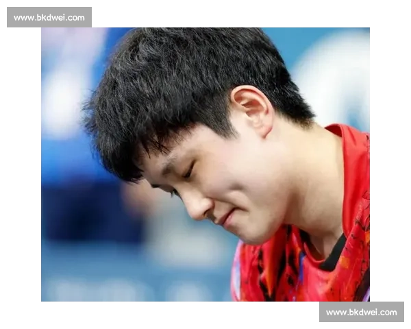 张本智和跪地反拉破心魔 零封国乒新星终结半年冠军荒